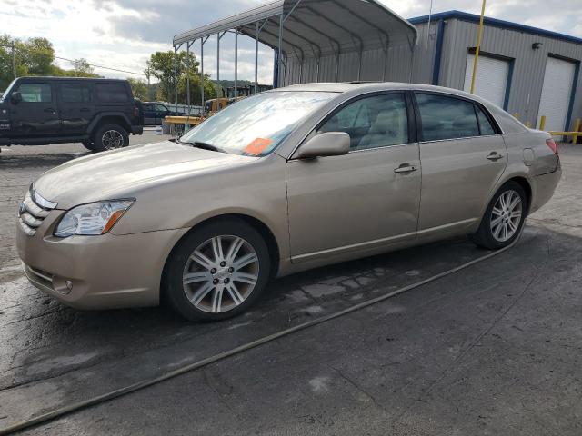 2005 TOYOTA AVALON XL, 