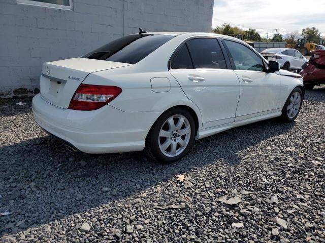 WDDGF81X89F296425 - 2009 MERCEDES-BENZ C 300 4MATIC WHITE photo 3
