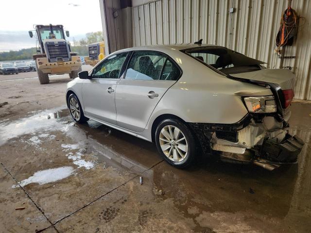 3VWLA7AJ2FM421733 - 2015 VOLKSWAGEN JETTA TDI SILVER photo 2