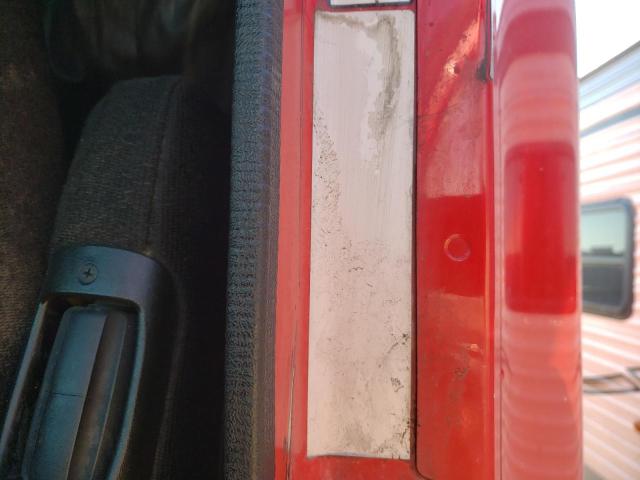 1FUJA9DE84LM35227 - 2004 FREIGHTLINER CONVENTION ST112 RED photo 10