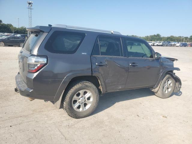 JTEZU5JR7H5156942 - 2017 TOYOTA 4RUNNER SR5 ნაცრისფერი ფოტო 3