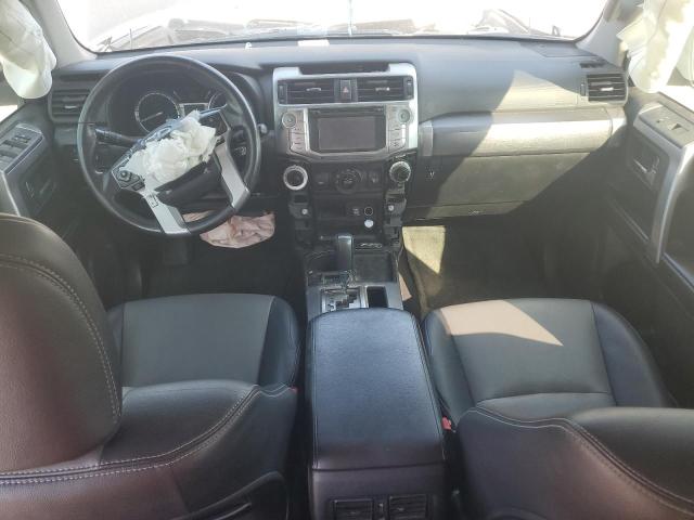 JTEZU5JR7H5156942 - 2017 TOYOTA 4RUNNER SR5 ნაცრისფერი ფოტო 8