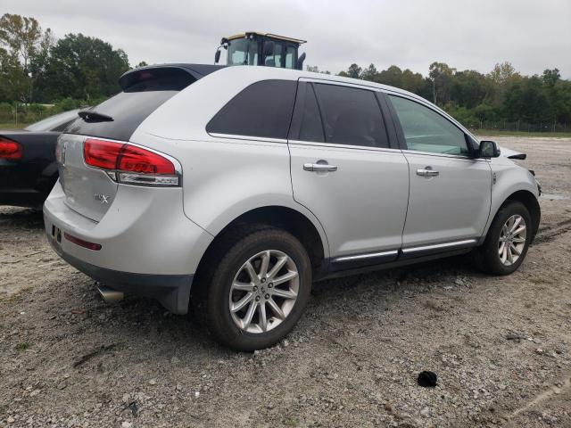 2LMDJ6JK4CBL00452 - 2012 LINCOLN MKX SILVER photo 3