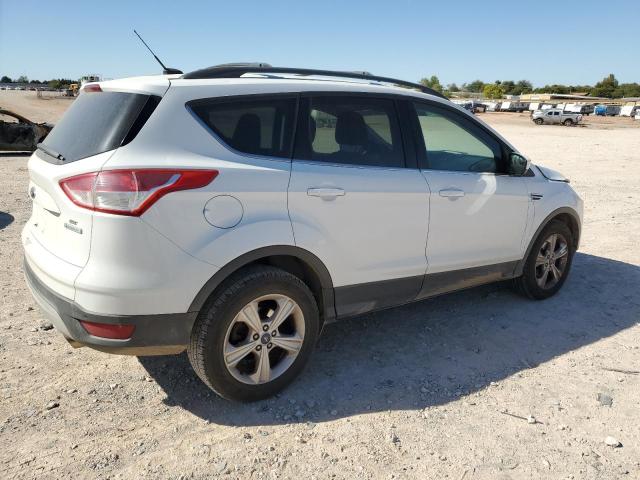 1FMCU0GX5GUA76848 - 2016 FORD ESCAPE SE WHITE photo 3