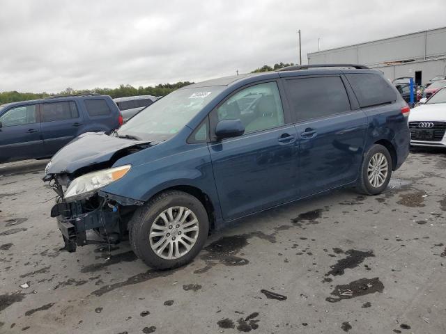 2012 TOYOTA SIENNA XLE, 
