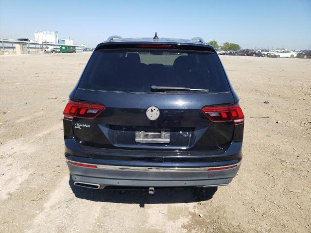 3VV3B7AX0KM114464 - 2019 VOLKSWAGEN TIGUAN SE أسود صورة 6