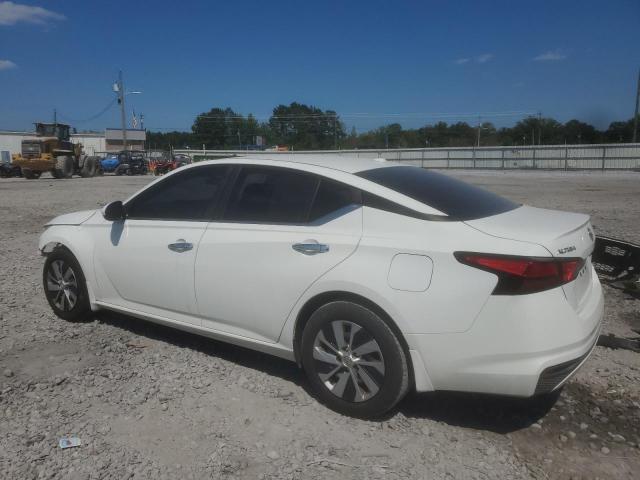 1N4BL4BV1KN328460 - 2019 NISSAN ALTIMA S WHITE photo 2