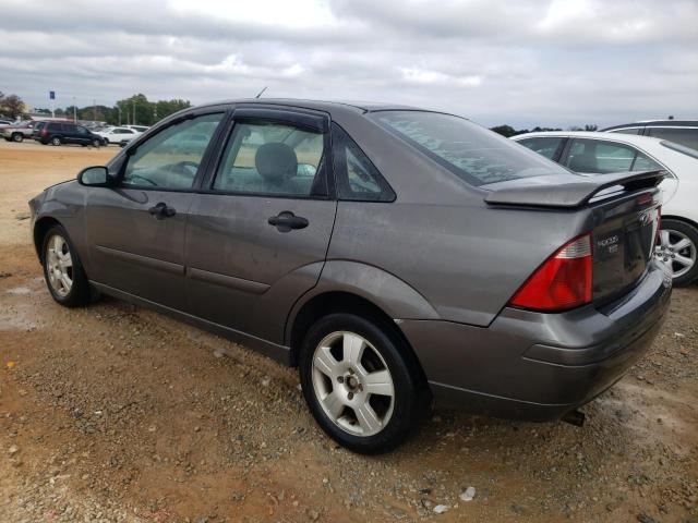 1FAHP34NX5W163769 - 2005 FORD FOCUS ZX4 GRAY photo 2