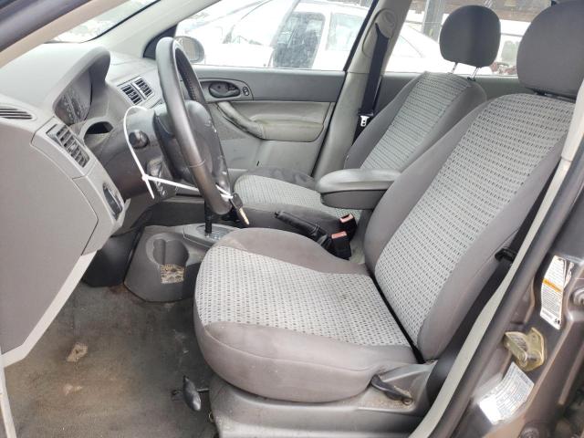 1FAHP34NX5W163769 - 2005 FORD FOCUS ZX4 GRAY photo 7