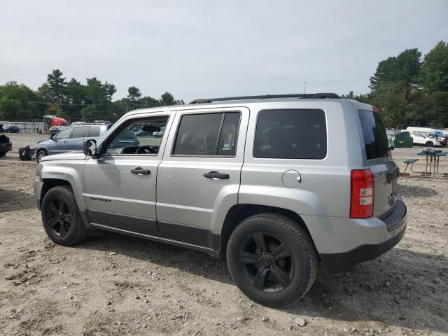 1C4NJPBA1FD372126 - 2015 JEEP PATRIOT SPORT GRAY photo 2
