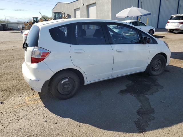 JHMGE8H33BS011867 - 2011 HONDA FIT WHITE photo 3