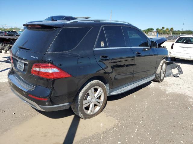 4JGDA5HB5CA015377 - 2012 MERCEDES-BENZ ML 350 4MATIC BLACK photo 3