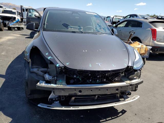 7SAYGDEEXRF080886 - 2024 TESLA MODEL Y 石墨色 照片 5