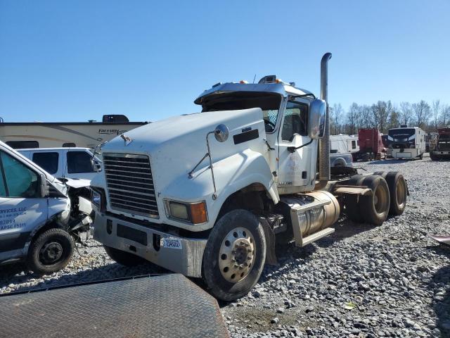 1M1AN09Y3EM016370 - 2014 MACK 600 CHU600 WHITE photo 2