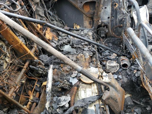 JTKDE167480257082 - 2008 TOYOTA SCION TC WHITE photo 10