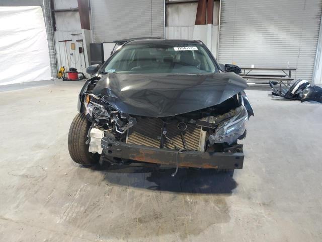 2T1BURHE2JC072648 - 2018 TOYOTA COROLLA L შავი ფოტო 5
