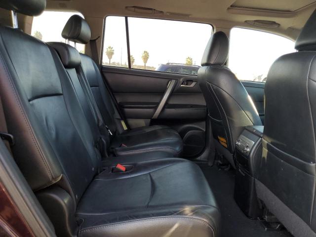 5TDZK3EH4DS095442 - 2013 TOYOTA HIGHLANDER BASE Бордовый фото 11