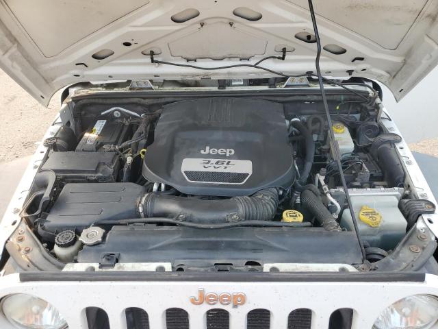 1C4BJWDG8DL506261 - 2013 JEEP WRANGLER U SPORT თეთრი ფოტო 12