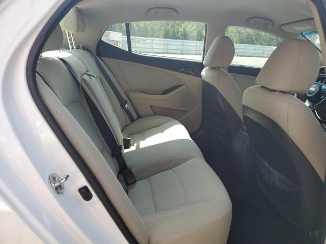 5XXGM4A75FG361723 - 2015 KIA OPTIMA LX 白色 照片 10