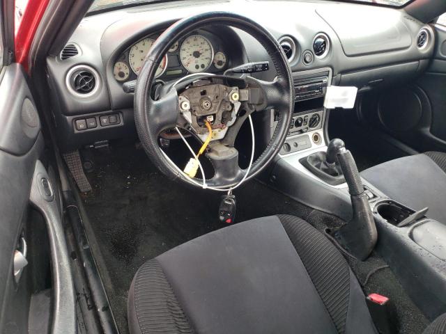 JM1NB353940400150 - 2004 MAZDA MX-5 MIATA BASE RED photo 8