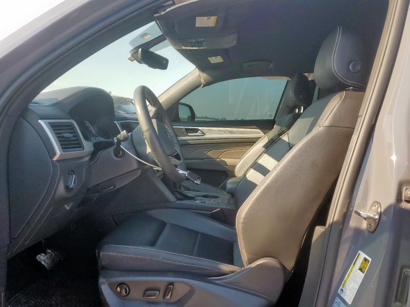 1V2WE2CA5MC216084 - 2021 VOLKSWAGEN ATLAS CROS SE Boz foto 7