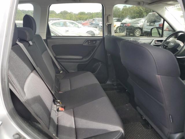 JF2SJADC6GH561347 - 2016 SUBARU FORESTER 2.5I PREMIUM SILVER photo 10