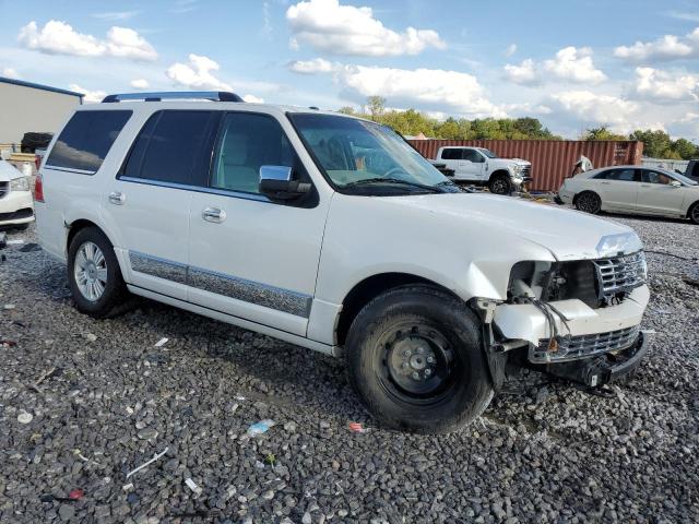 5LMJJ2H53DEL05880 - 2013 LINCOLN NAVIGATOR WHITE photo 4