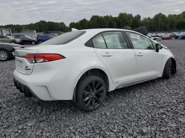 JTDBDMHE1RJ010824 - 2024 TOYOTA COROLLA LE თეთრი ფოტო 3