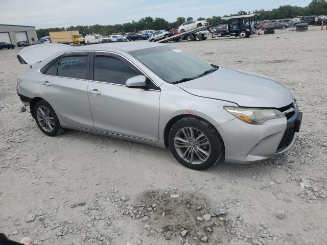 4T1BF1FK4FU478974 - 2015 TOYOTA CAMRY LE SILVER photo 4