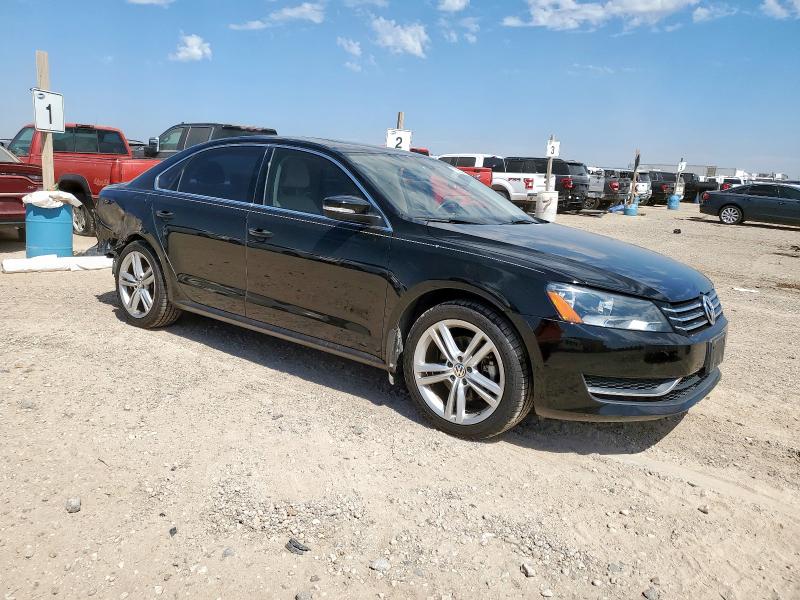 1VWBS7A34EC101890 - 2014 VOLKSWAGEN PASSAT SE 黑色 照片 4