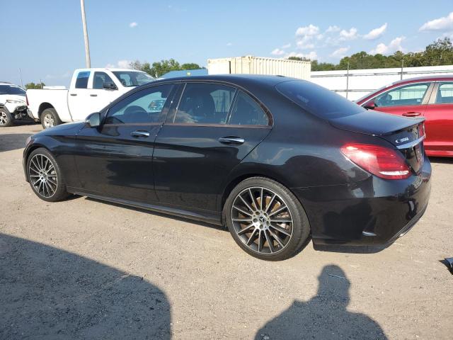 55SWF4JB2JU237543 - 2018 MERCEDES-BENZ C 300 黑色 照片 2