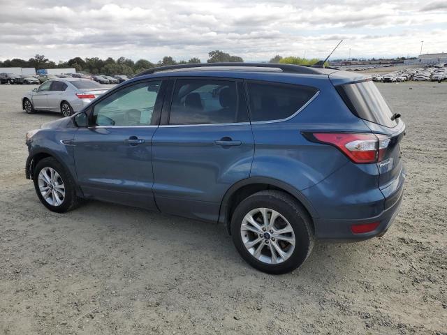 1FMCU0GD1JUC09845 - 2018 FORD ESCAPE SE Blau Foto 2