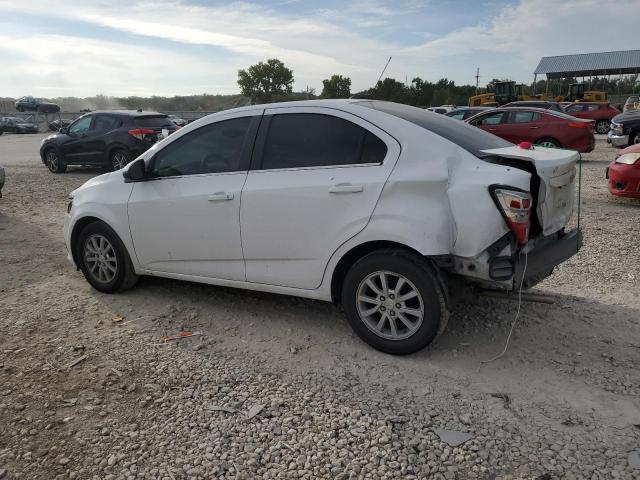 1G1JD5SH4J4137986 - 2018 CHEVROLET SONIC LT WHITE photo 2