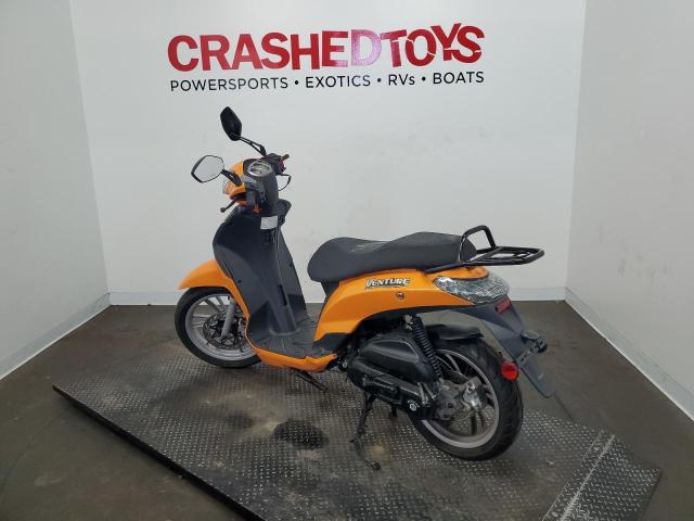 L4HGBTB19K6000102 - 2019 GENUINE SCOOTER CO. VENTURE ORANGE photo 3