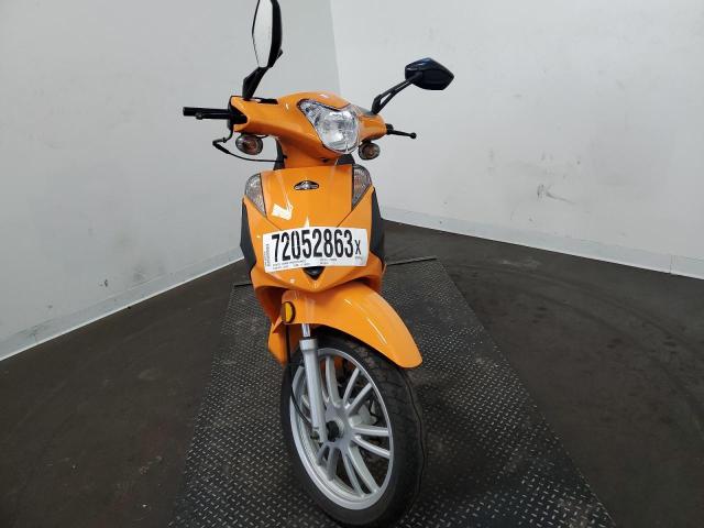 L4HGBTB19K6000102 - 2019 GENUINE SCOOTER CO. VENTURE ORANGE photo 7