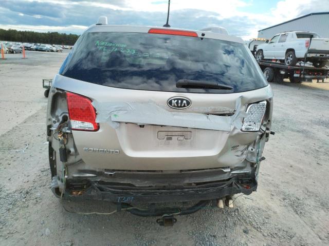 5XYKT4A64DG380132 - 2013 KIA SORENTO LX SILVER photo 6