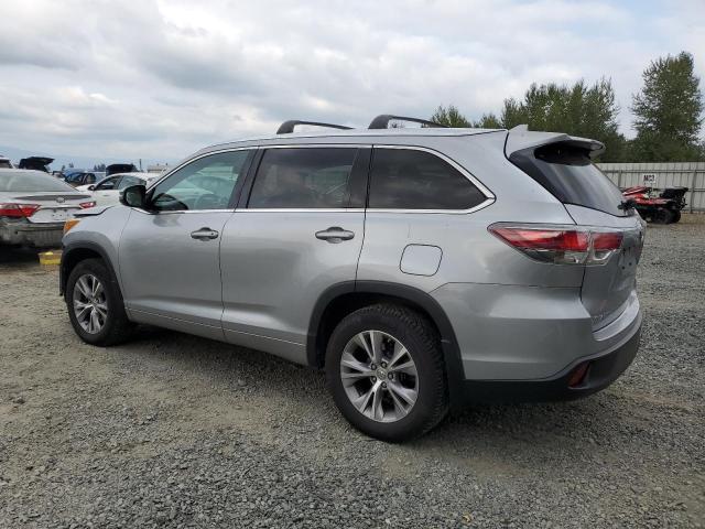 5TDJKRFH2FS224389 - 2015 TOYOTA HIGHLANDER XLE Արծաթագույն լուսանկար 2
