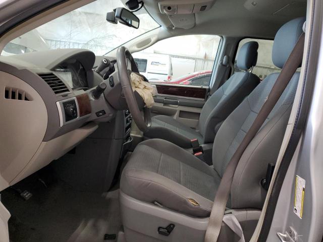 2A4RR5D10AR448849 - 2010 CHRYSLER TOWN & COU TOURING SILVER photo 7