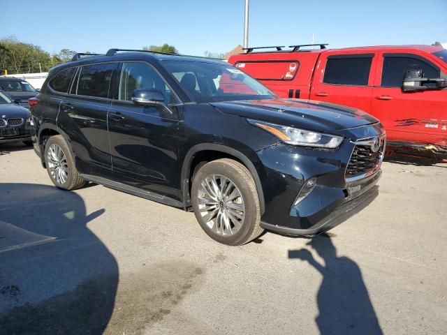 5TDFZRBH3NS205856 - 2022 TOYOTA HIGHLANDER PLATINUM BLACK photo 4