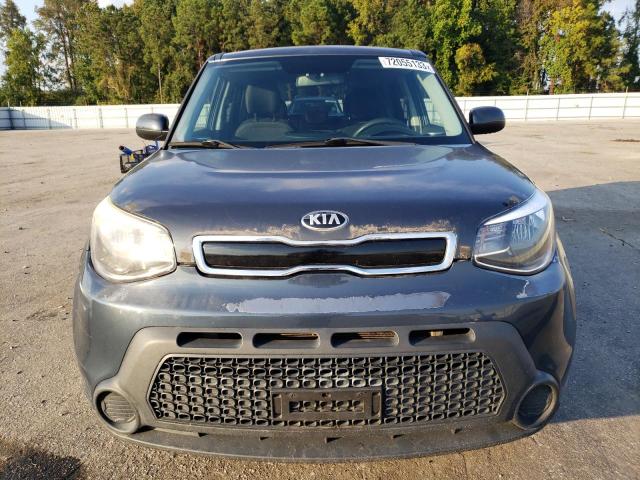 KNDJP3A56F7116749 - 2015 KIA SOUL + BLUE photo 5