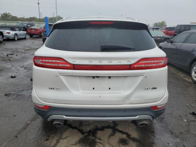 5LMCJ3D90GUJ20039 - 2016 LINCOLN MKC RESERVE WHITE photo 6