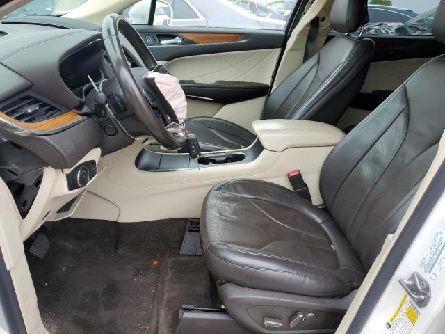 5LMCJ3D90GUJ20039 - 2016 LINCOLN MKC RESERVE WHITE photo 7