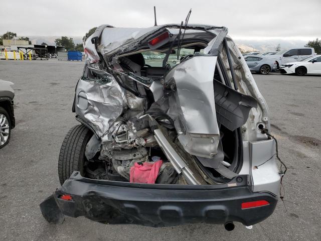 5J6RE48369L051314 - 2009 HONDA CR-V LX SILVER photo 6