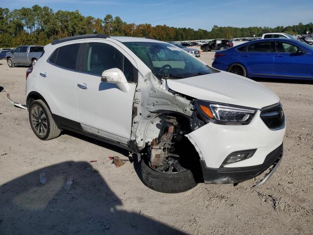 KL4CJCSB0JB523111 - 2018 BUICK ENCORE ESSENCE WHITE photo 4