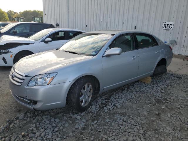 2007 TOYOTA AVALON XL, 