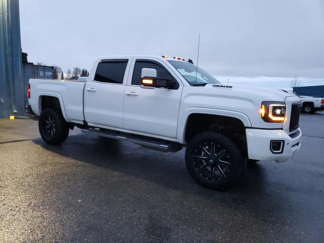 1GT12TEY4JF270720 - 2018 GMC SIERRA K2500 SLT WHITE photo 4