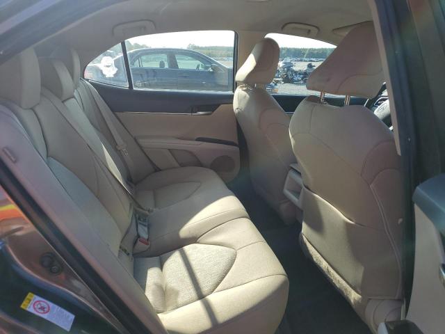 JTNB11HKXJ3034945 - 2018 TOYOTA CAMRY L 灰色 照片 10