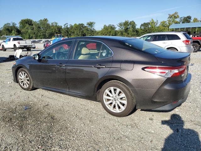 JTNB11HKXJ3034945 - 2018 TOYOTA CAMRY L 灰色 照片 2