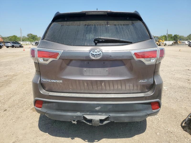 5TDKKRFH9GS130001 - 2016 TOYOTA HIGHLANDER XLE GRAY photo 6