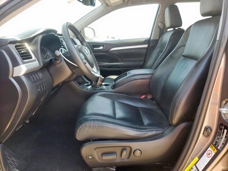 5TDKKRFH9GS130001 - 2016 TOYOTA HIGHLANDER XLE GRAY photo 7